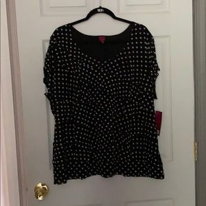 Polkadot black top